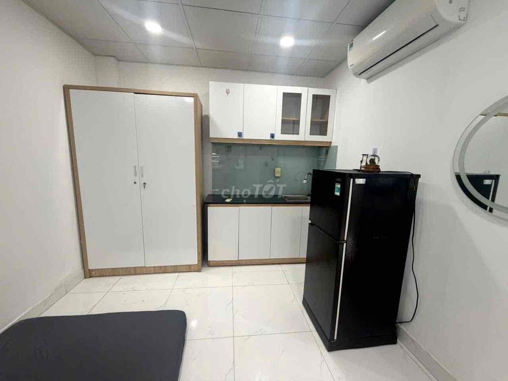 Trần Huy Liệu Phú Nhuận City Window Room