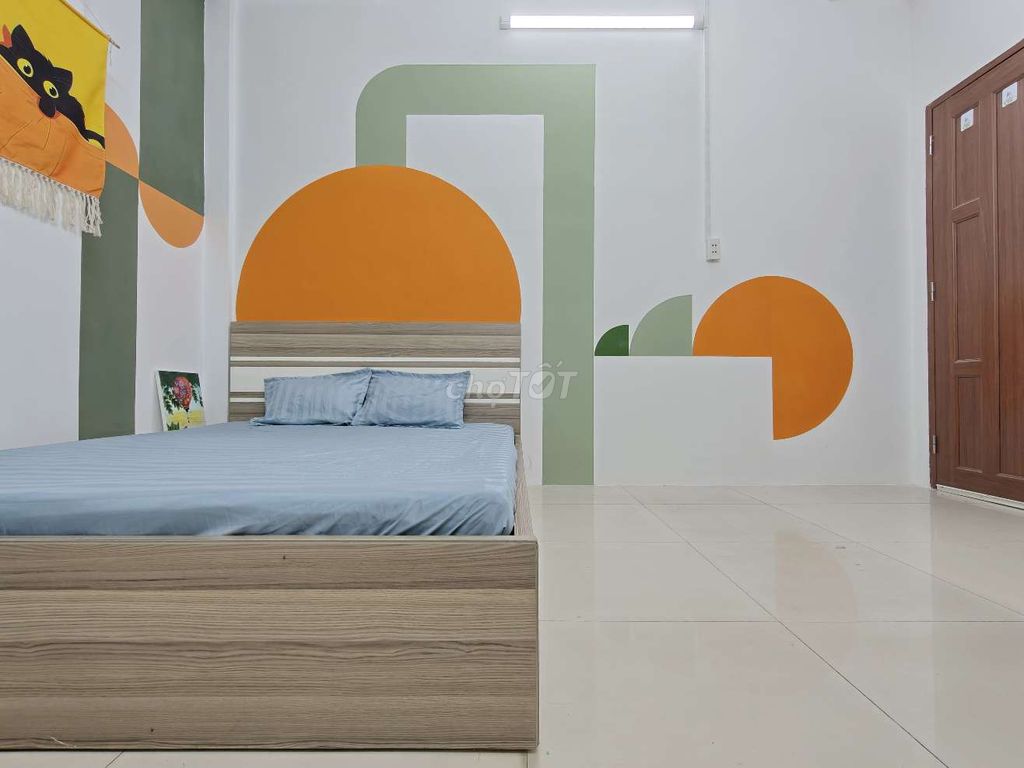 A nice 14/10 bedroom, 53th Street, Gò Vấp -- a super open balcony.