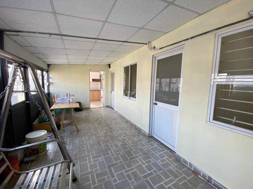 Pass room