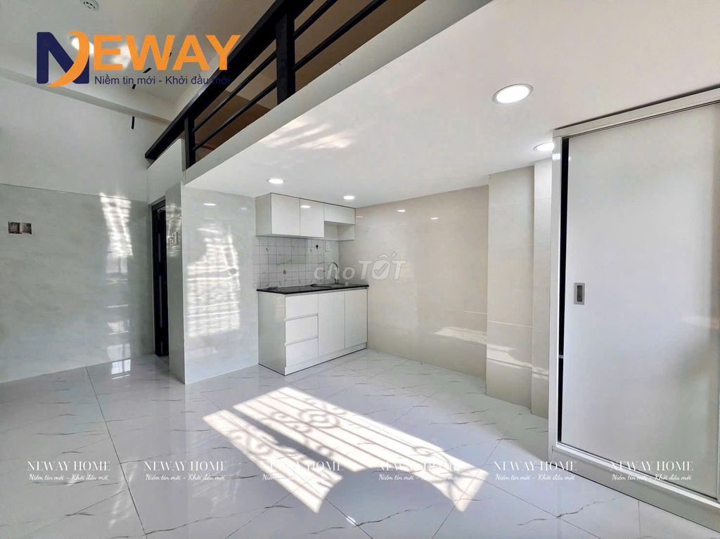 rent GSV high guard - full interior - sky window