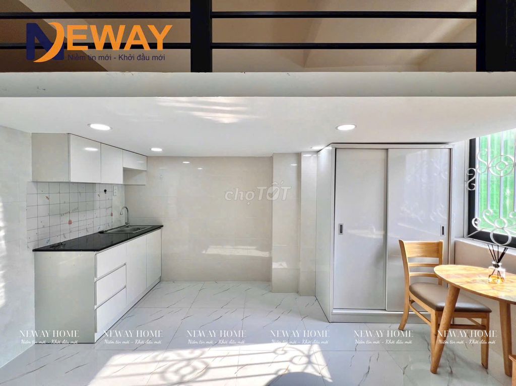 rent GSV high guard - full interior - sky window
