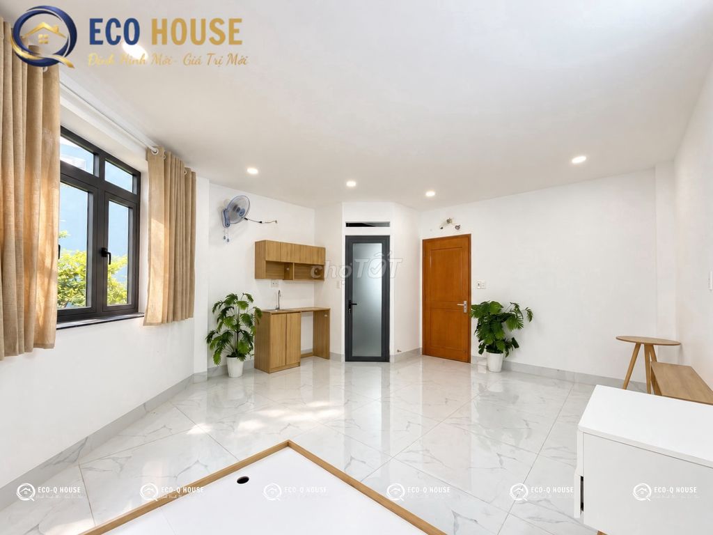 Renting the studio full interior of private washing machines - large windows, 100 percent new