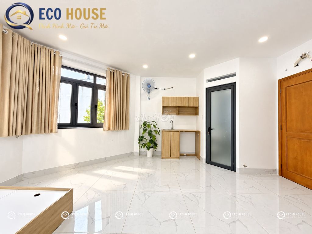 Renting the studio full interior of private washing machines - large windows, 100 percent new