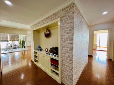 Jason 1- Penthouse 4 bedroom 4 1.6 m2 - 23 million - enough furniture