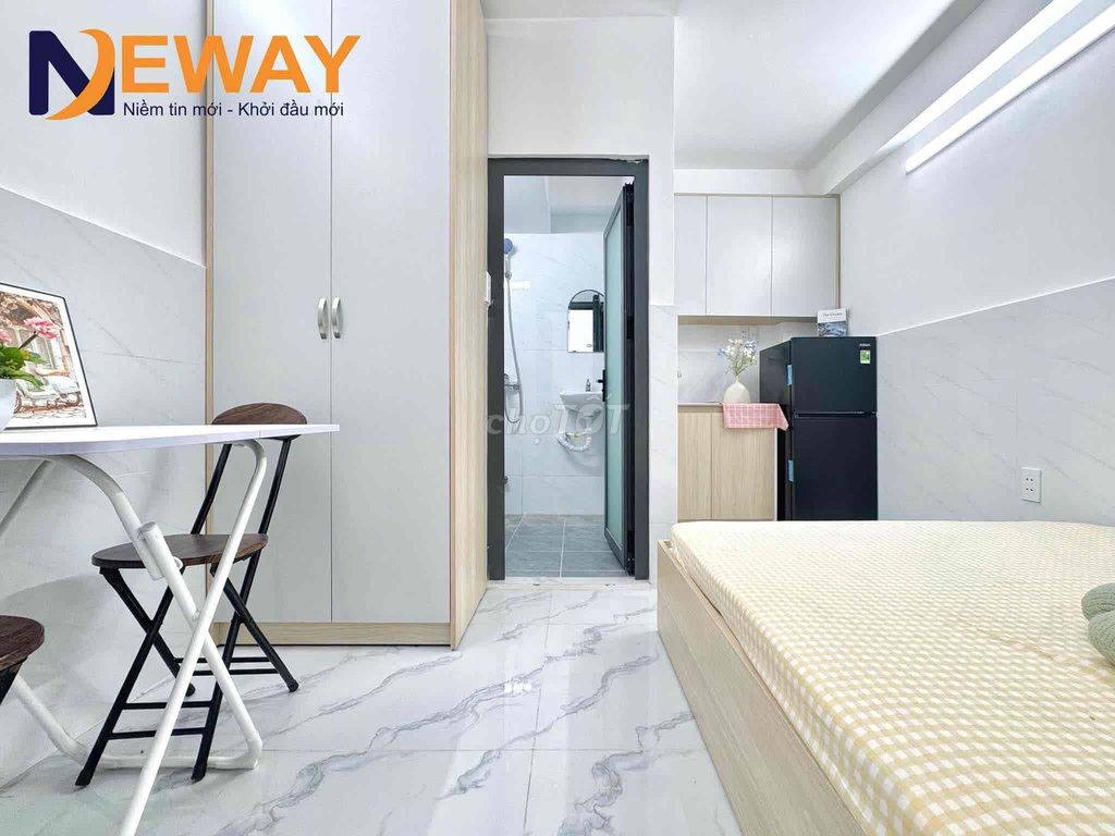 The new underprivileged hotel is built near Tân Sơn Nhì with a nice elevator.