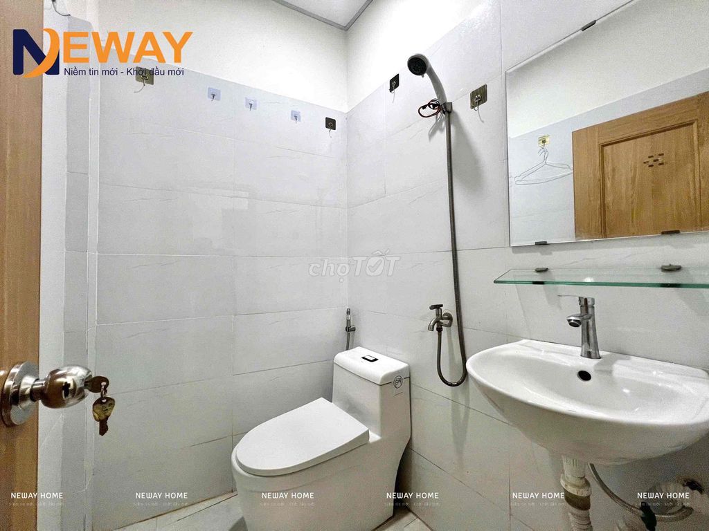 Good boarding room near the commercial university, air conditioning, ground room.