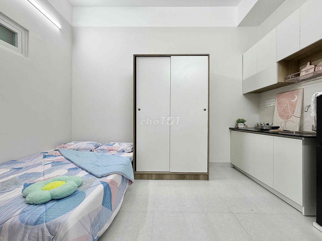 The studio apartment - balcon - oil-Tân Phú