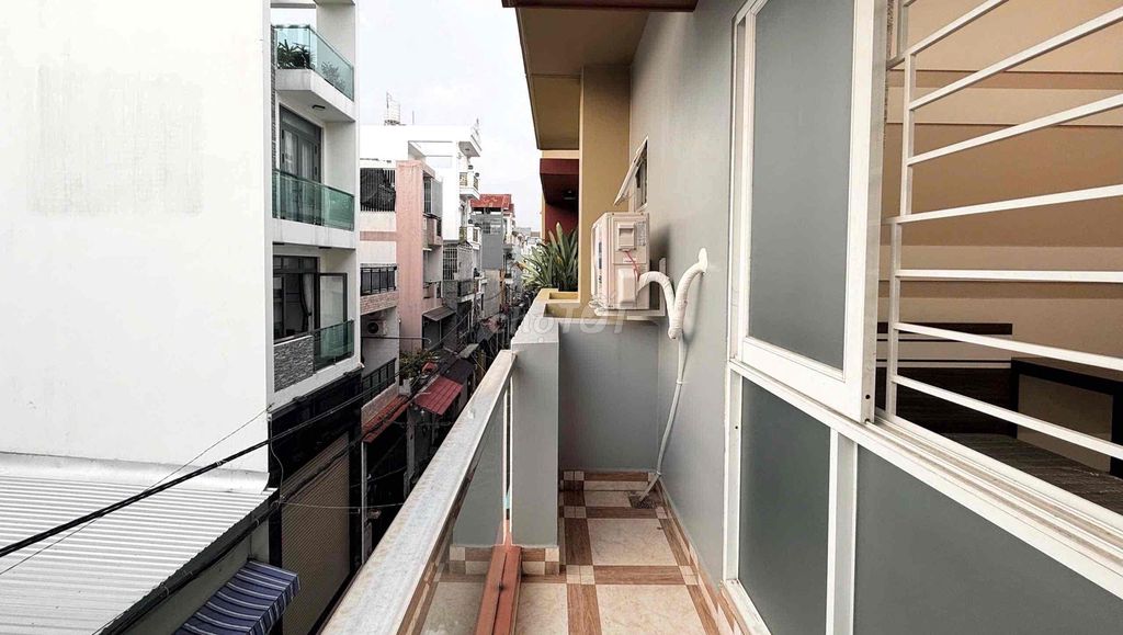 Get the new room. Full Seven High Court near Sen Queen-Aeon Mall.