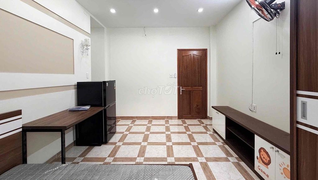Get the new room. Full Seven High Court near Sen Queen-Aeon Mall.