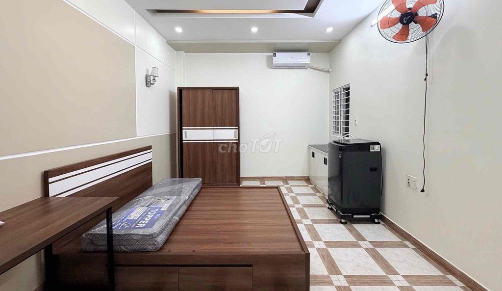Get the new room. Full Seven High Court near Sen Queen-Aeon Mall.