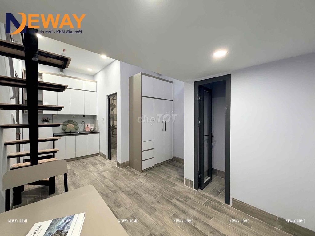 High-end rental room - new furniture built near the trade