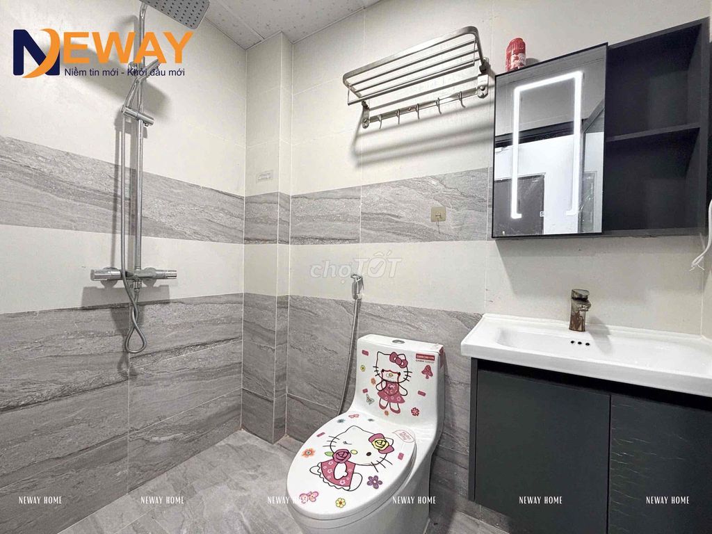 High-end rental room - new furniture built near the trade