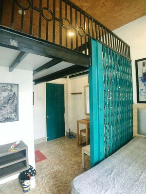 The owner rented the mini-moon service apartment, two bedrooms at Phan Tây Hồ.