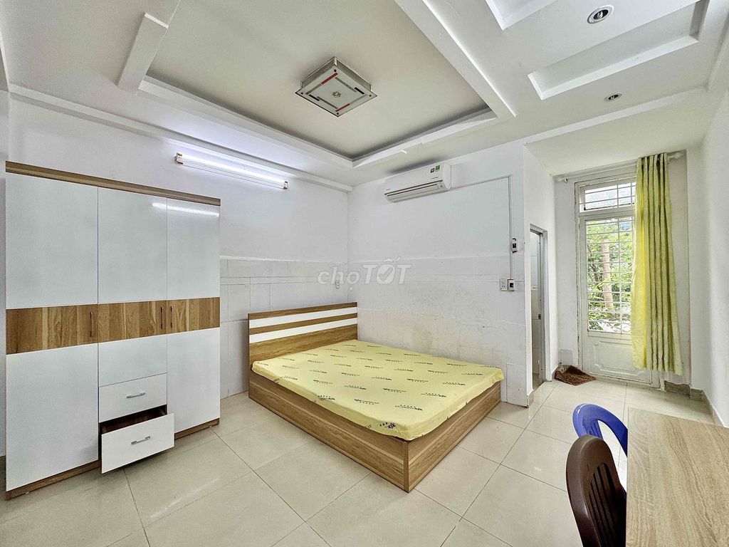 Rent a full kitchen bedroom down on Nguyễn Sỹ Sách.