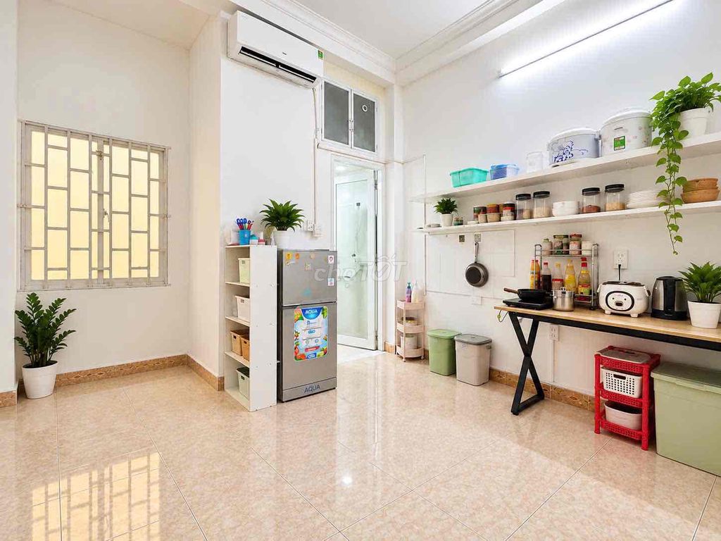 Nguyễn Gia Trí Bed studio, cheap