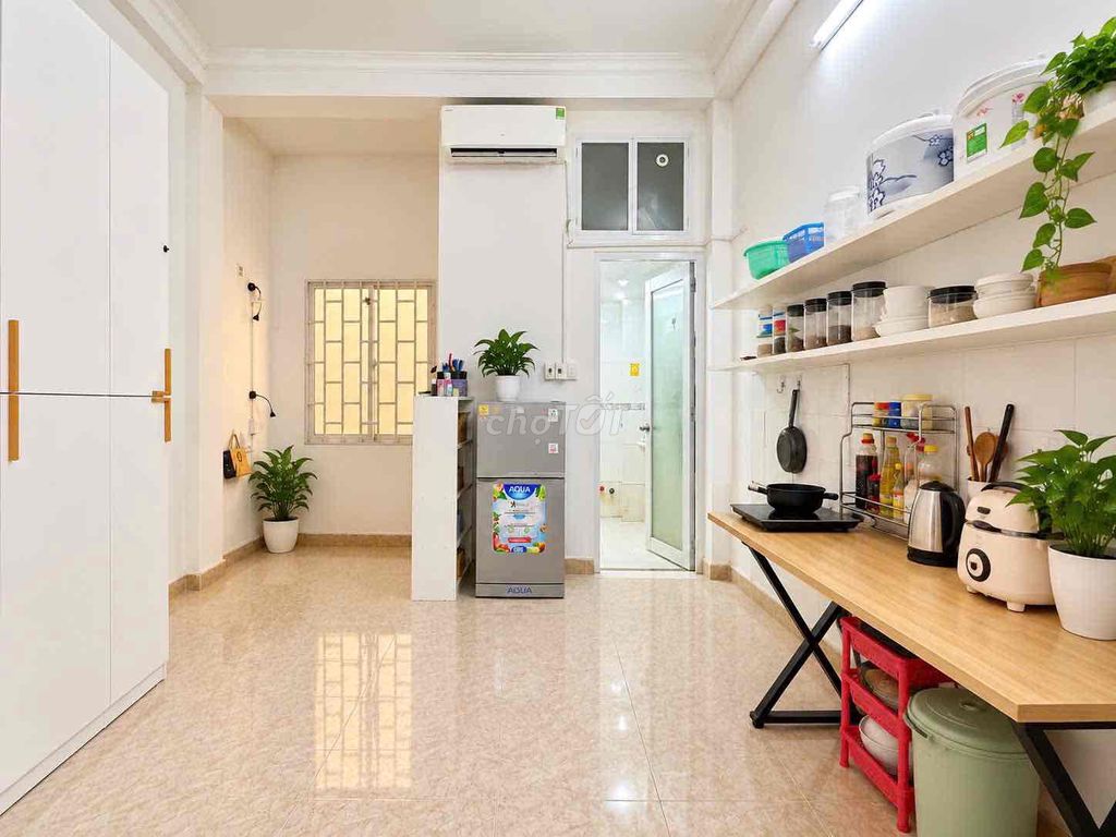 Nguyễn Gia Trí Bed studio, cheap