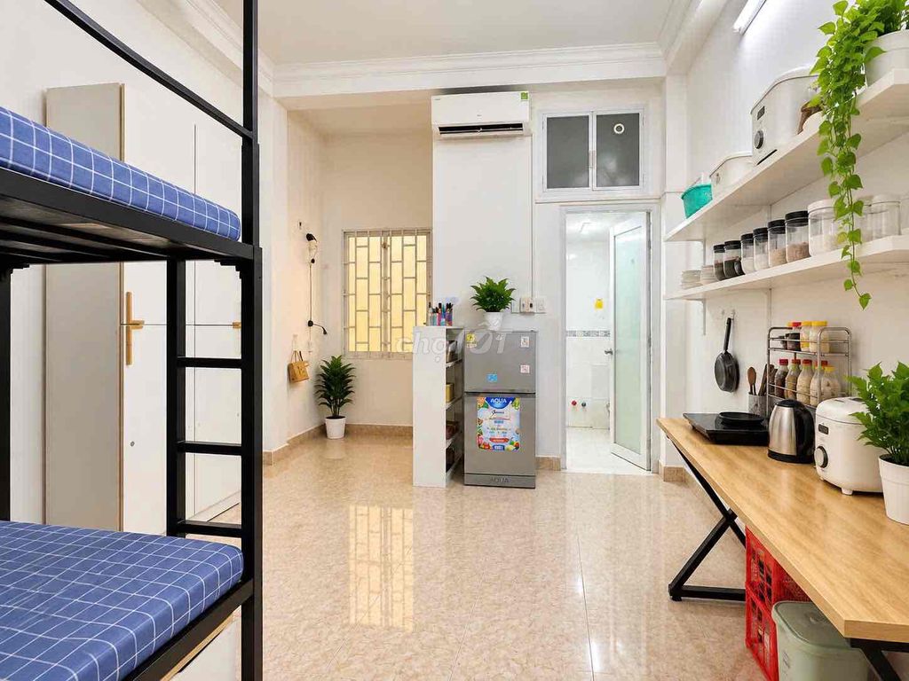 Nguyễn Gia Trí Bed studio, cheap