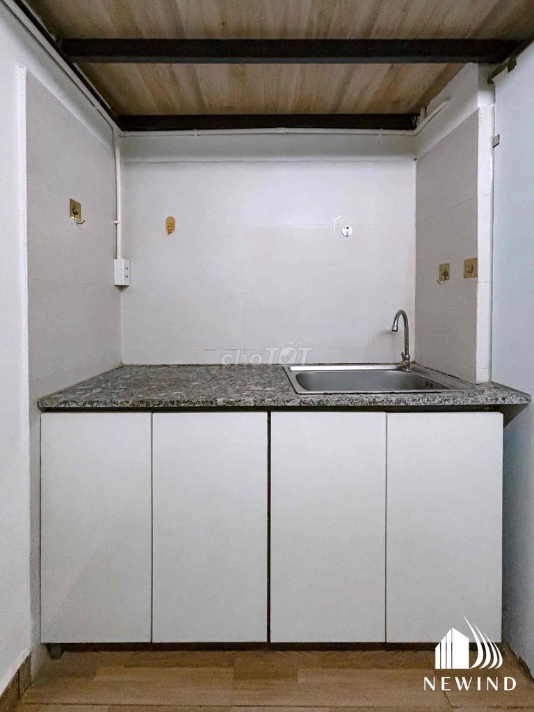 Rent a new motel, high guard. Next to pmh, convenient over ufm, kcx, nttu