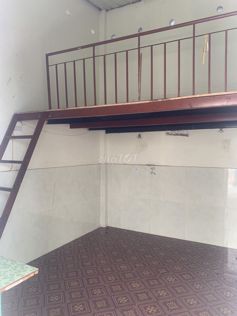 Rent room.