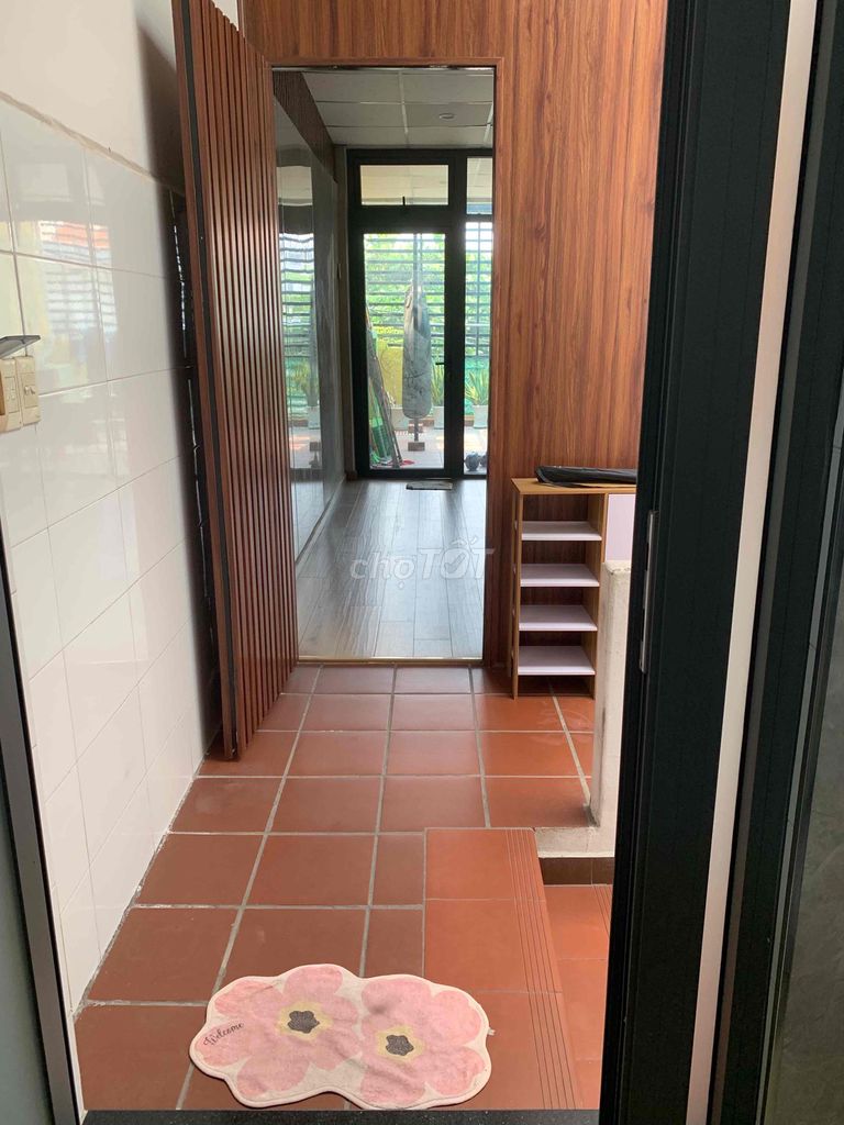 Get us a room, nice, private way.