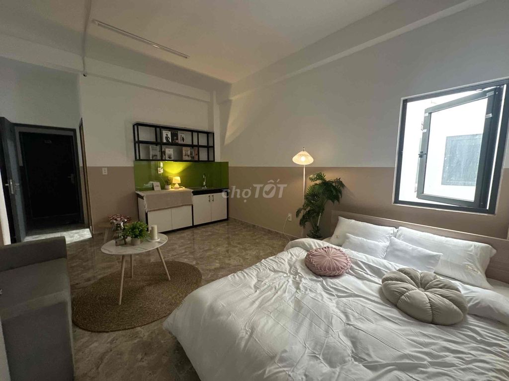 Window Studio 4 million 3-5 million Nguyễn Văn Lượng