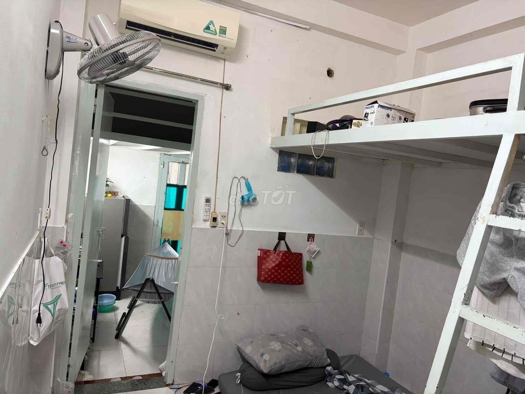 The student suite is in the viettel building.