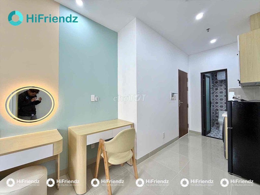 small building full Dương Quảng Hàm interior