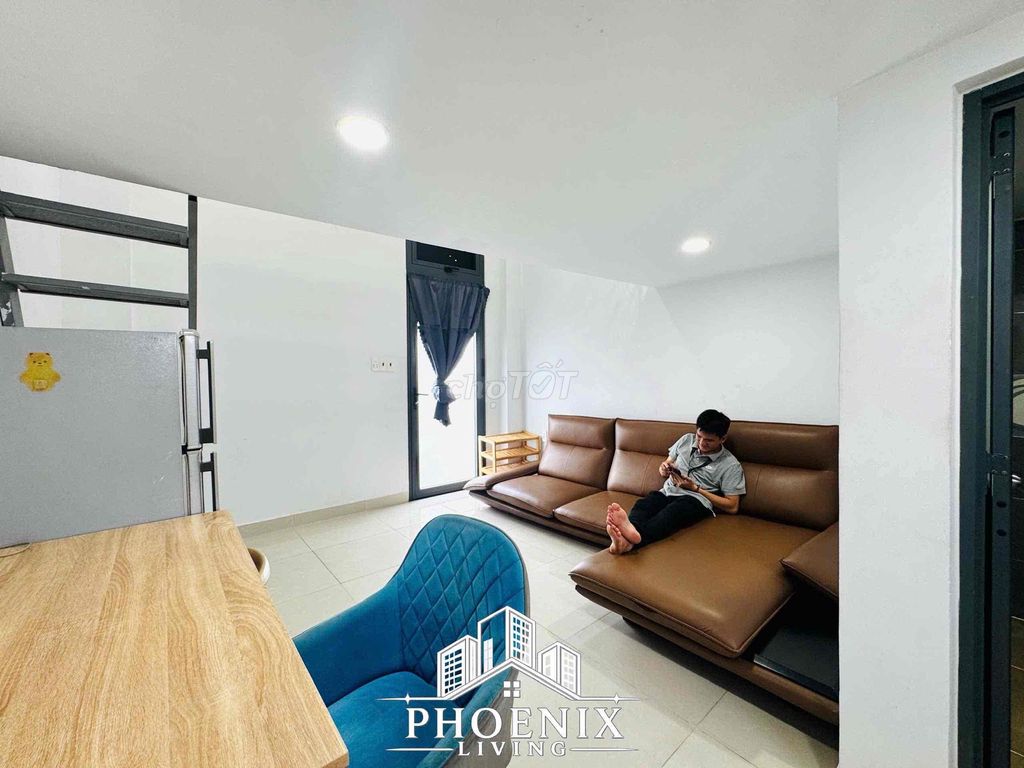 The apartment takes the tram plus the new pets and cleans up high-security-full furniture.