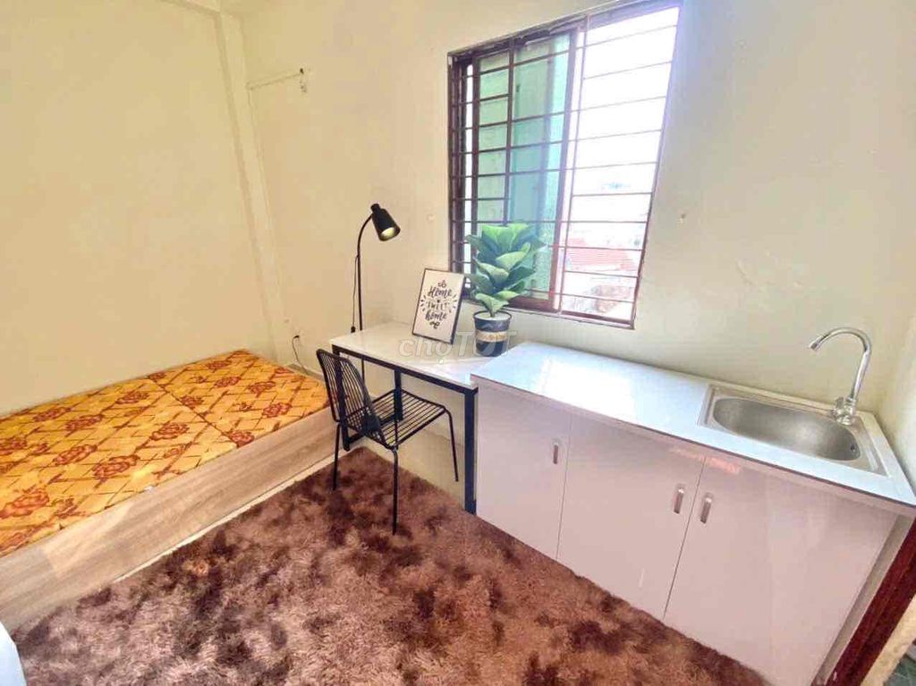 open window motel - full interior at Hoàng Hoa Thám market