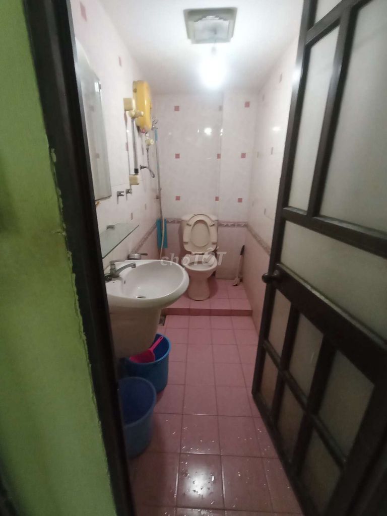 Lý Thường Kiệt motel, Tân Bình for 2 million female priority.
