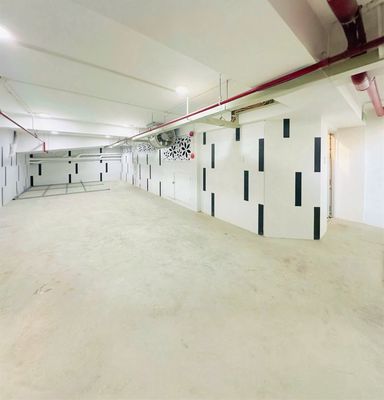 Top of the corner - 285 F cmt8, 204 12, District 10 - 1.4, elevator, pccc, 800 meters 2