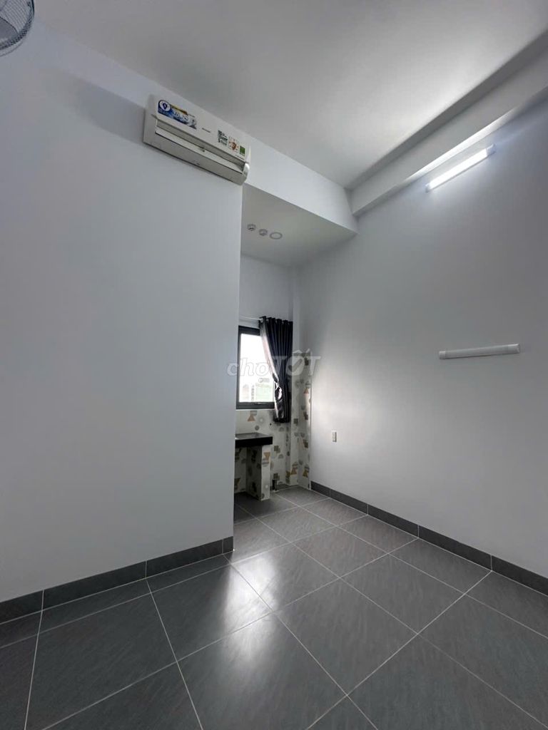 The apartment is just full of refrigerators. số 18, Gò Vấp just 4 million