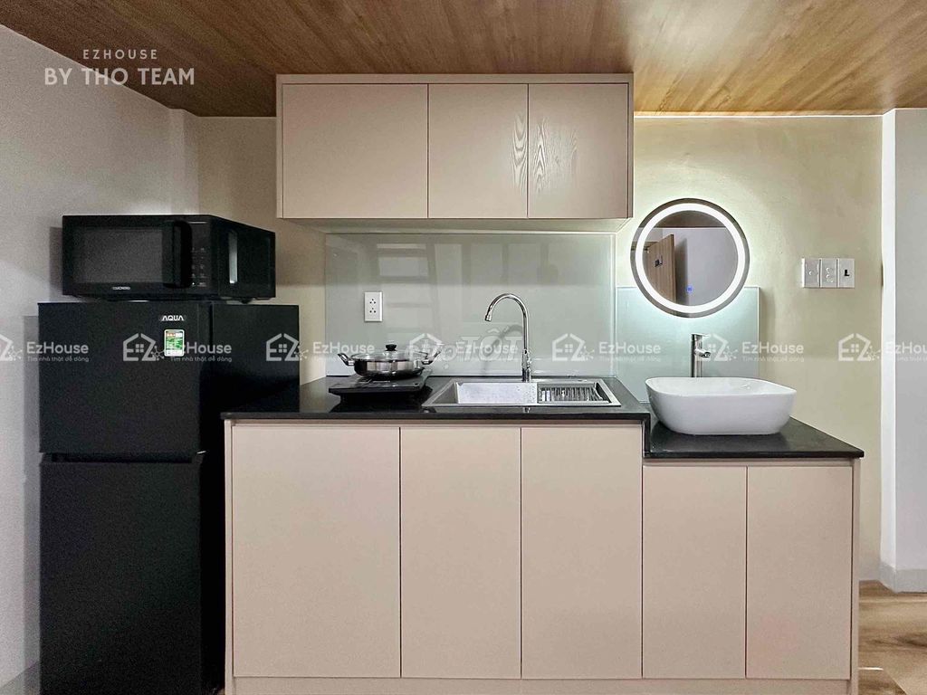 Rent a new full interior 100 percent near Chu Văn An staff academy
