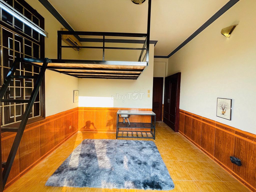 in a motel - near aeon new talent - university trade room tp.hm