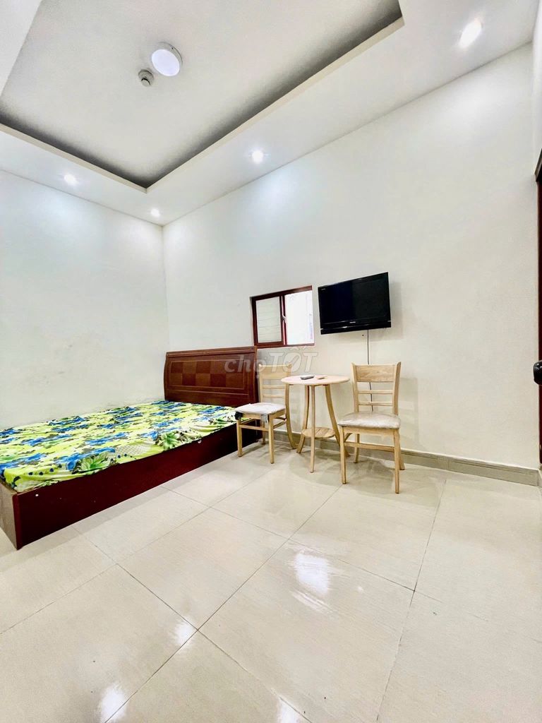 in a motel - near aeon new talent - university trade room tp.hm