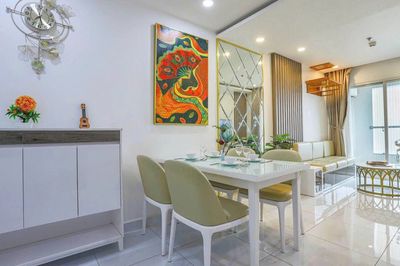Rent a Terra Royal-two bedroom-- Full interior-- 20 million a month.
