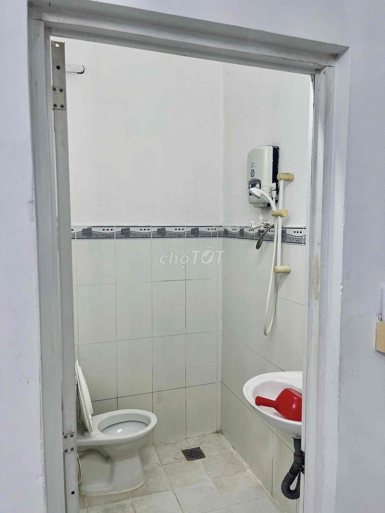 Open Window Room - this is Huỳnh Văn Bánh.