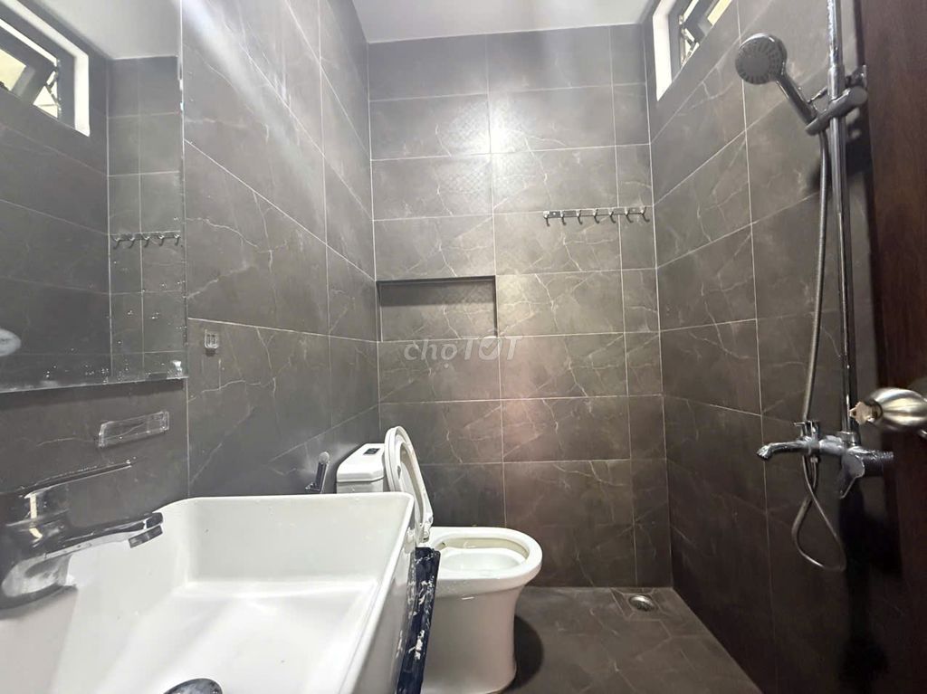 Rent 13 E at the University of Constitution, ueh - csn