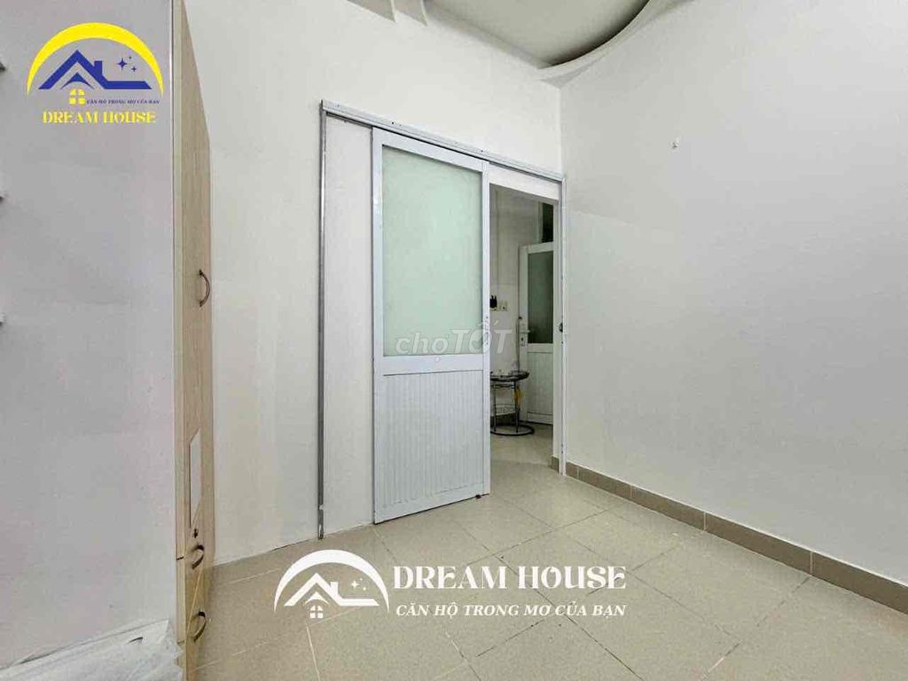 apartment / room 2 bedroom - right near the donor university!
