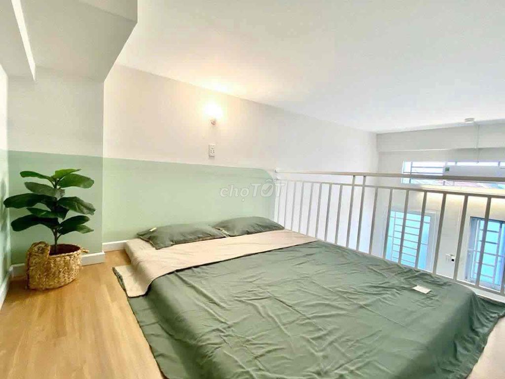 The entire interior is large, new room in the heart of District 7