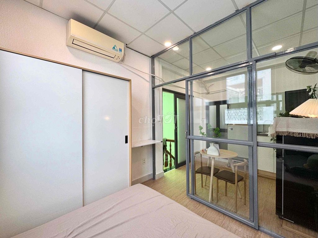Rent the kitchen hall with a full interior in the heart of the third district.