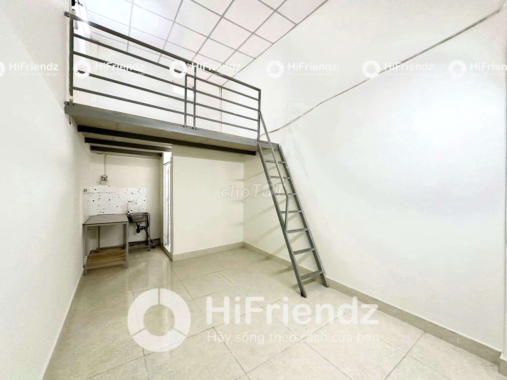 A cheap student's room right in 11th district near the shower.