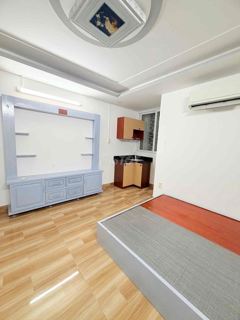 Rent a nice room-- clean-- security.