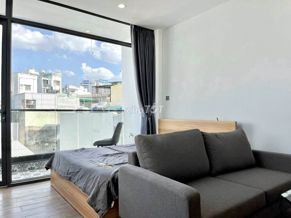 Rent a balcony at Hai Bà Trưngrd.