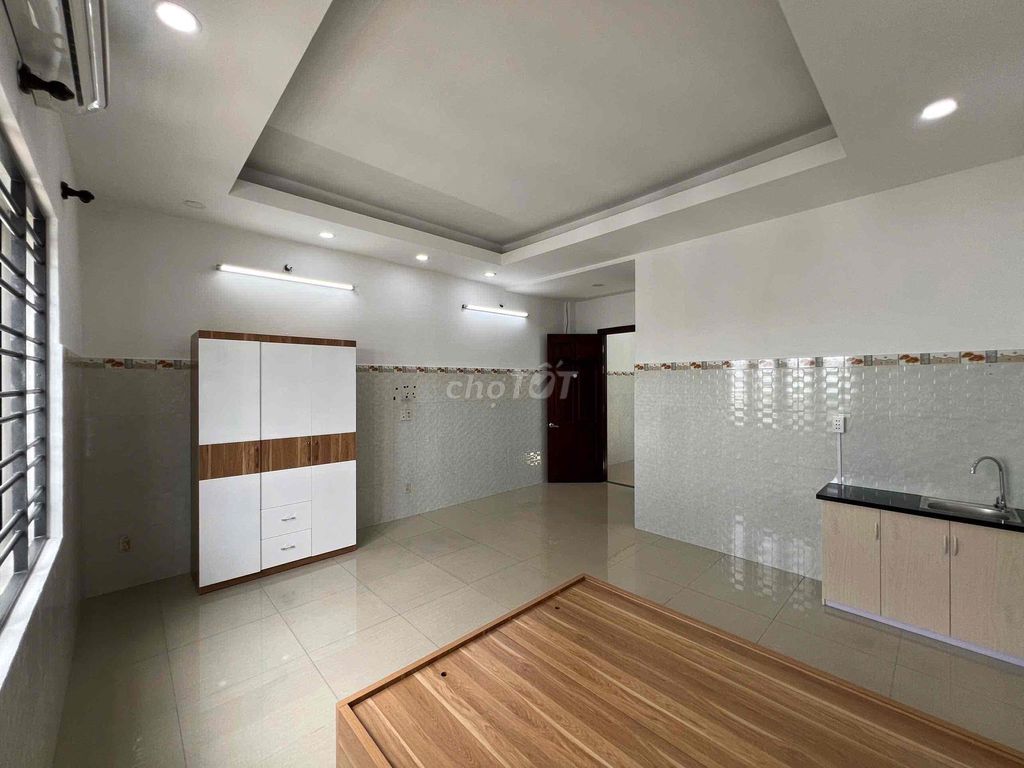 studio apartment - Liên khu 4-5- Bình Tân sky window