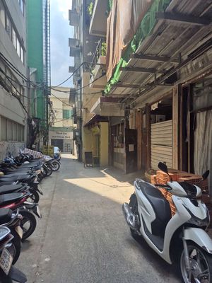 Central District 1. Near the VTv building, the food lab. at 2x