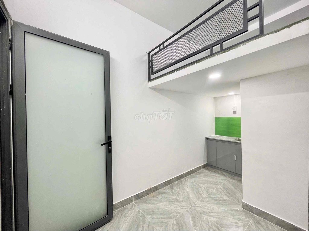 The new room is cheap and the new room is good.