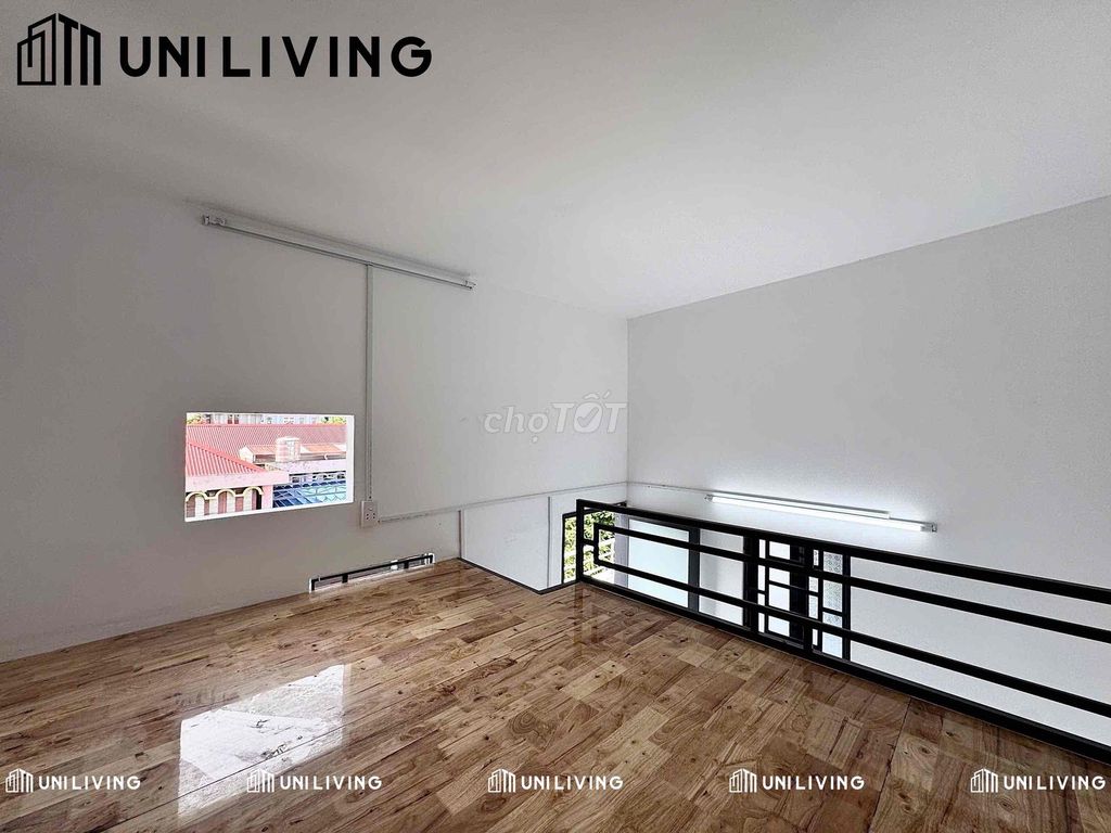 New boarding room with a high guard 2M balcony close to vimcom Nguyễn Xí
