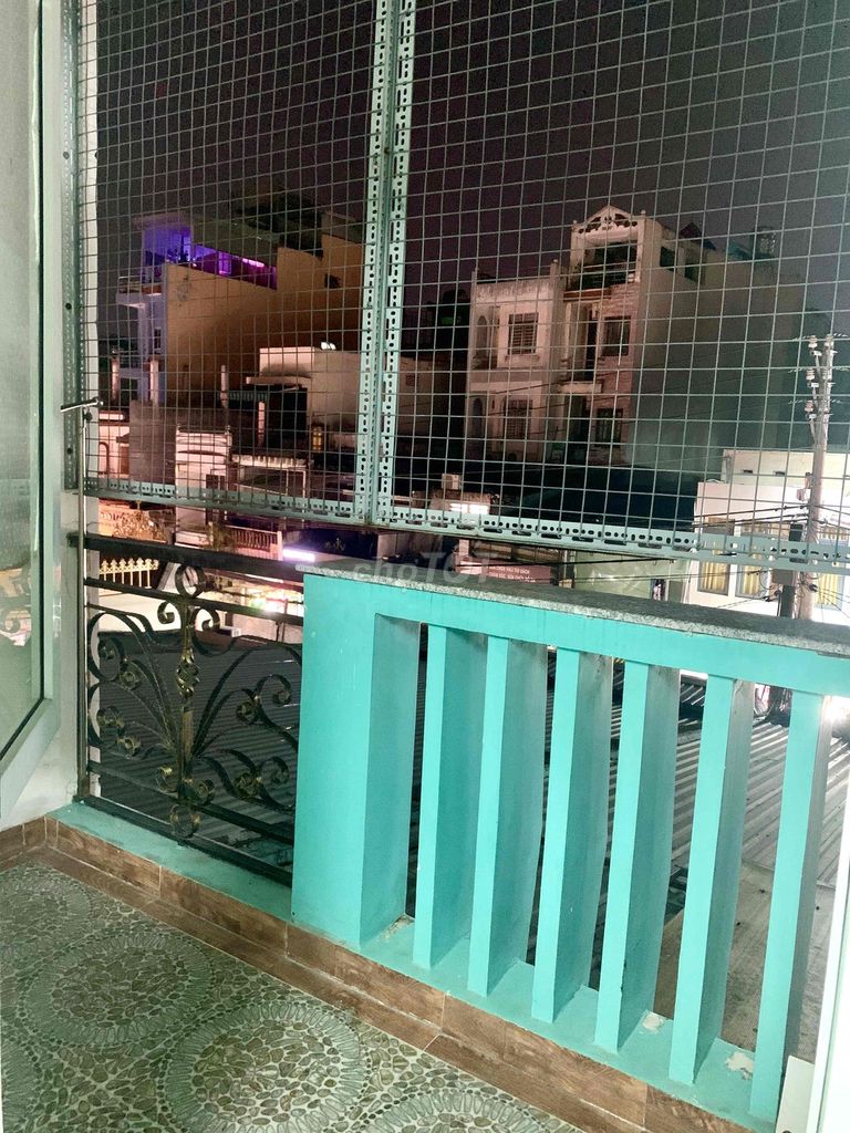 Hotel 1-1 at Bắc Hải District 10