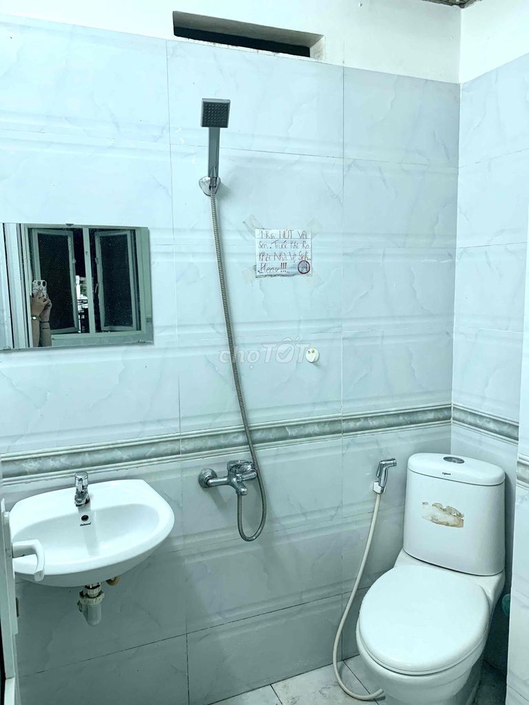 Hotel 1-1 at Bắc Hải District 10